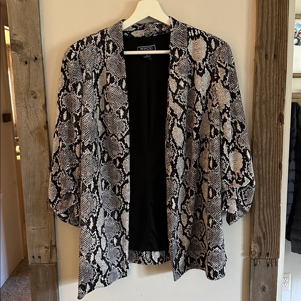 NYCC Snakeskin Print Blazer XL